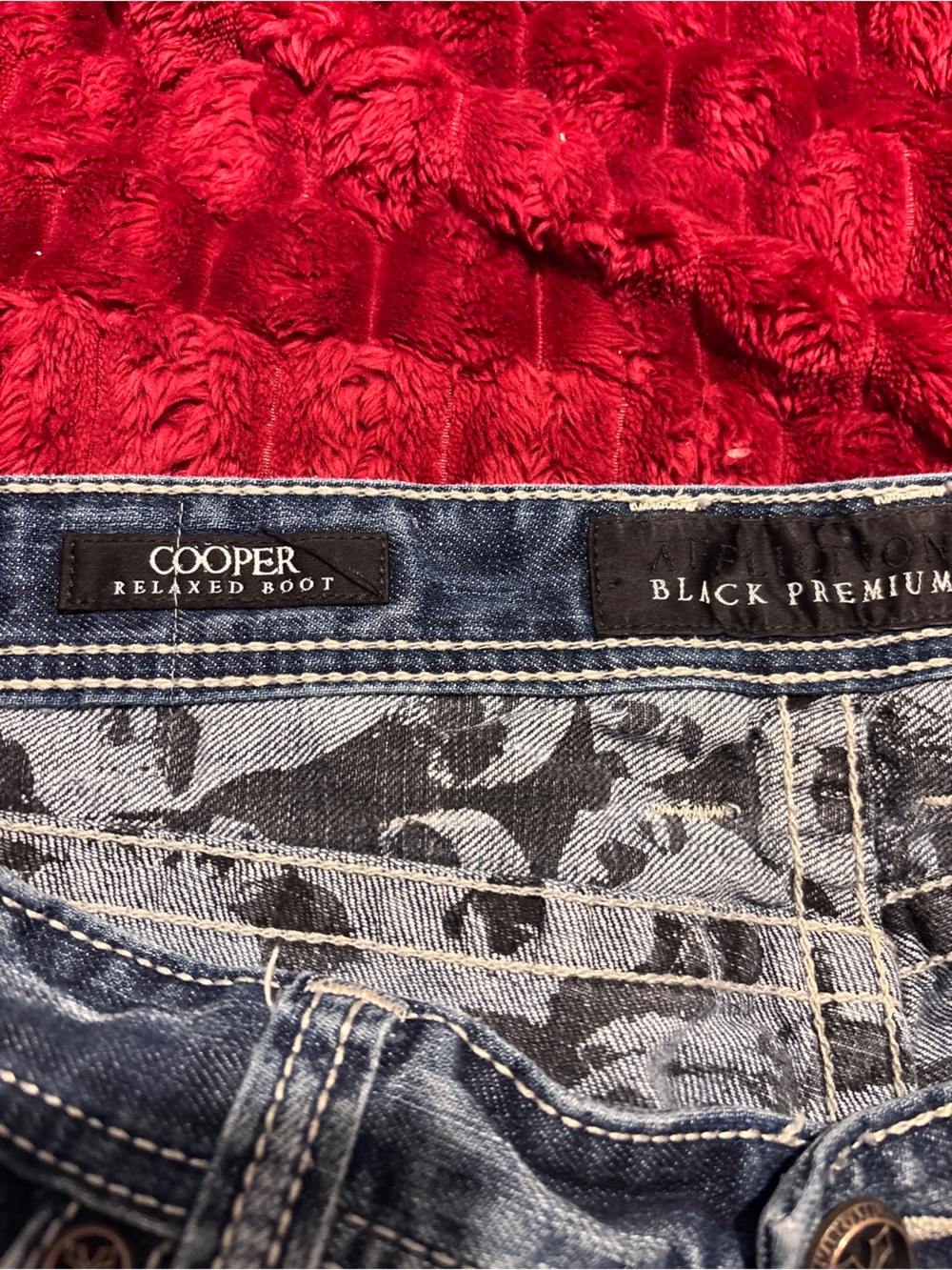 Affliction Women's Blue Cooper Relaxed Jeans with Distressed Paneled Rips 36x32 - Picture 5 of 10